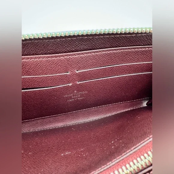 Louis Vuitton Epi Electric Zippy Wallet Amande
